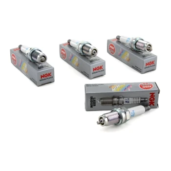 Volkswagen Golf 6 1.4 TSI 160HP Buji Seti 2009-2012 NGK Takım 4 Adet